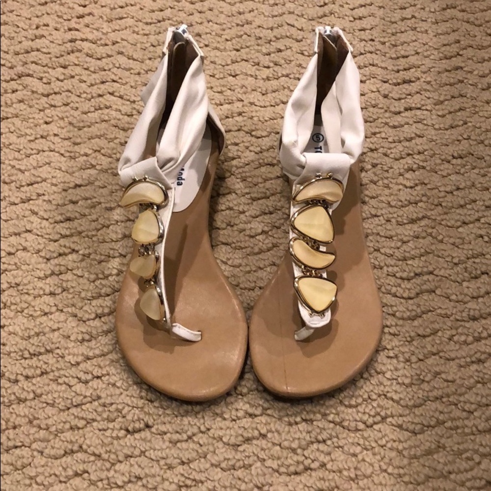 White Sandals with gold and white stones